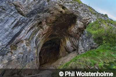 Entrance of Thor's Cave