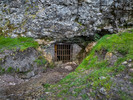 Cave Dale Cave No  8 / Entrance