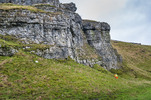 Wardlow Crawl Cave / Location