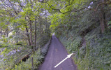 Rabbits Hole / Approach footpath